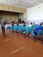 Встреча главы района Ивана Лялина с жителями села Софьинка.