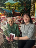 Память о подвиге жива: труженице тыла вручена юбилейная медаль