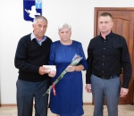 Вручение памятных знаков "Семье погибшего Защитника Отечества"