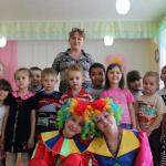 Сказочные герои в гостях у малышей 